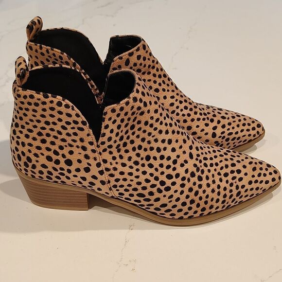 Cheetah Print Slip On Ankle Boots Size 7 - Picture 3 of 7